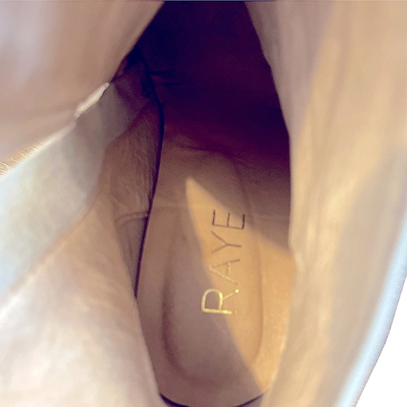 RAYE size 6.5 white leather bootie - Picture 6 of 6